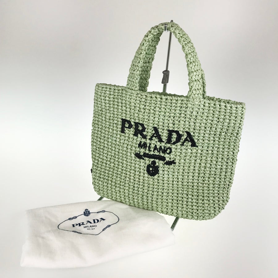 プラダ ハンドバッグ