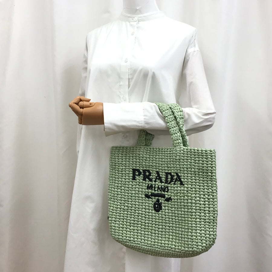 プラダ ハンドバッグ