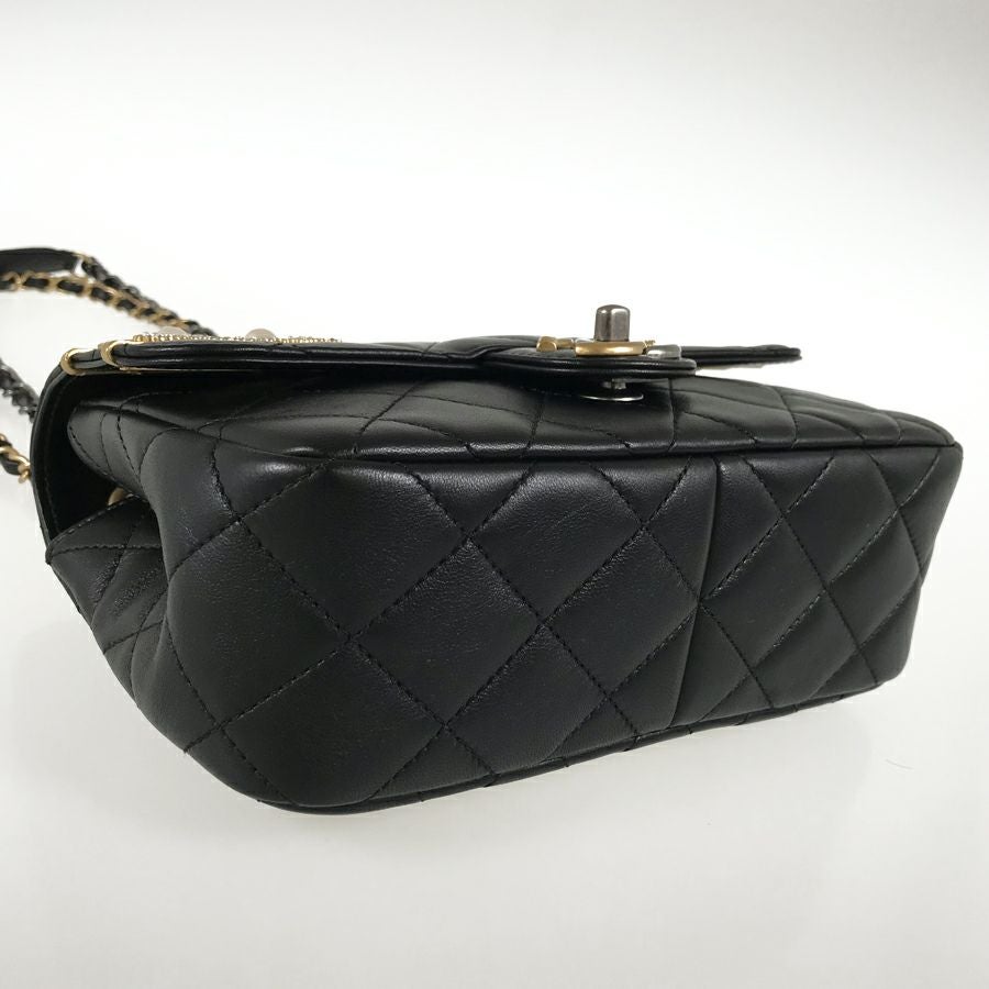 シャネル ショルダーバッグ