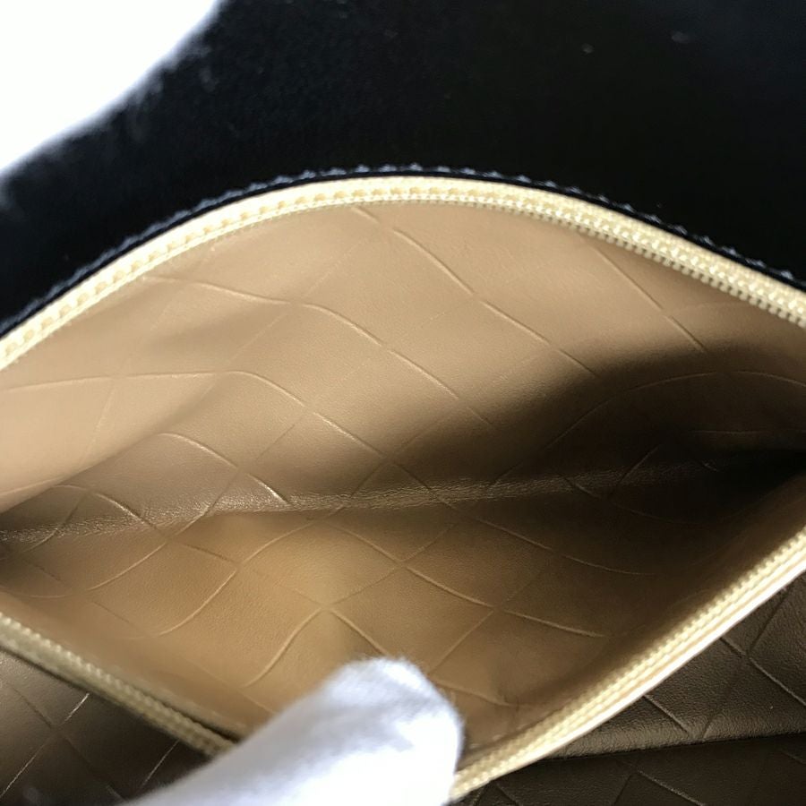 シャネル ショルダーバッグ