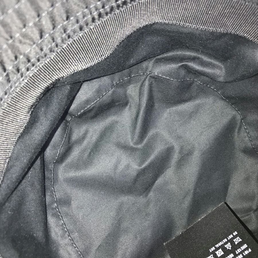 プラダ ユニセックス バケットハット