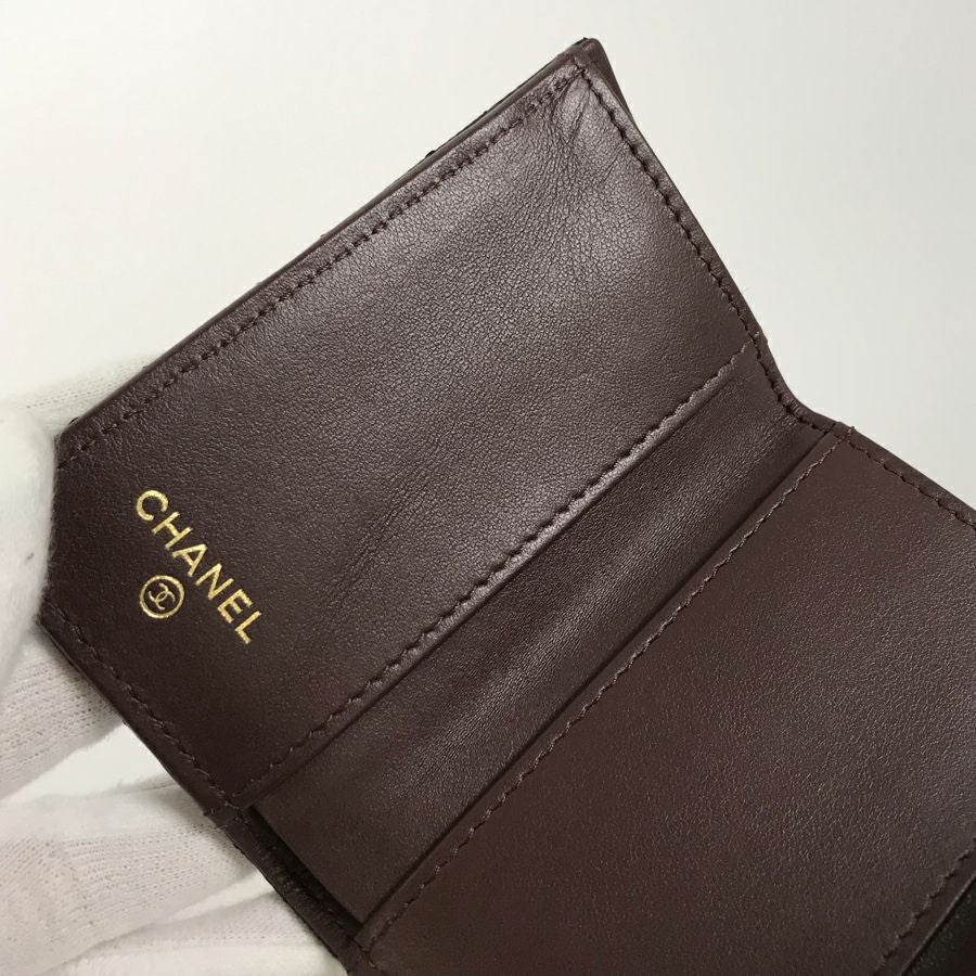 シャネル 三つ折り財布