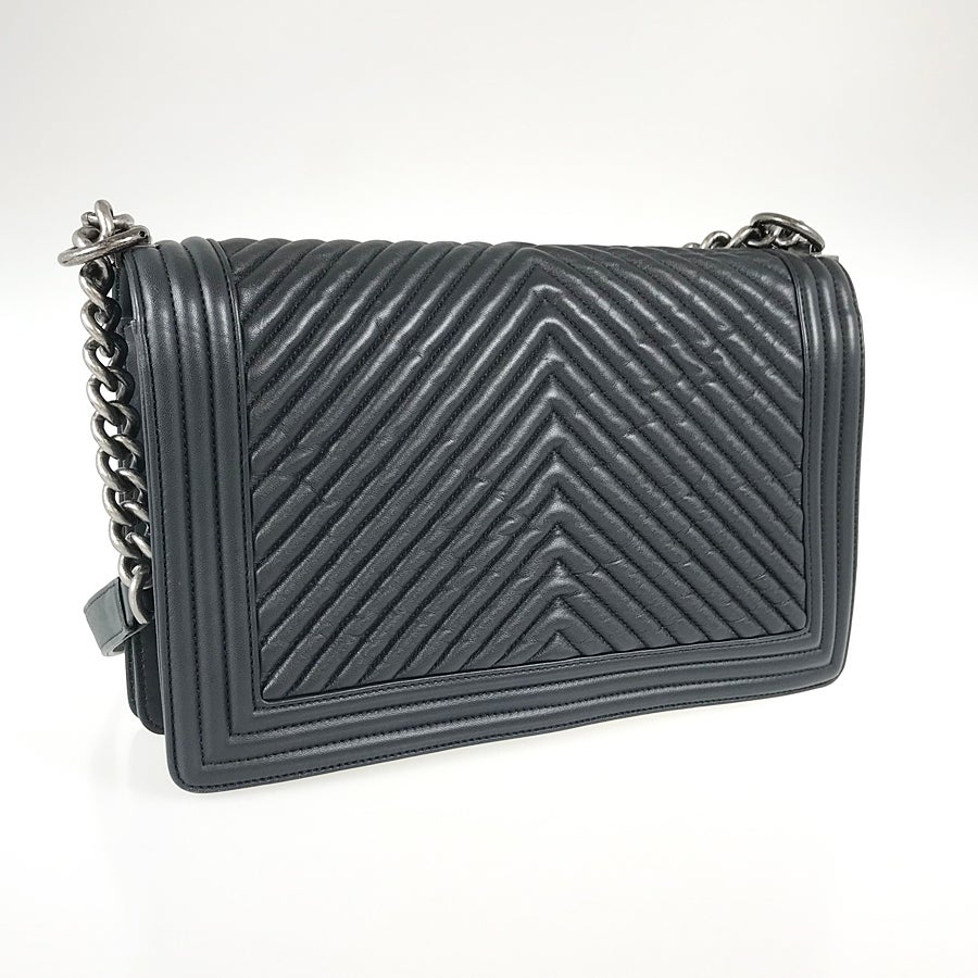 シャネル ショルダーバッグ