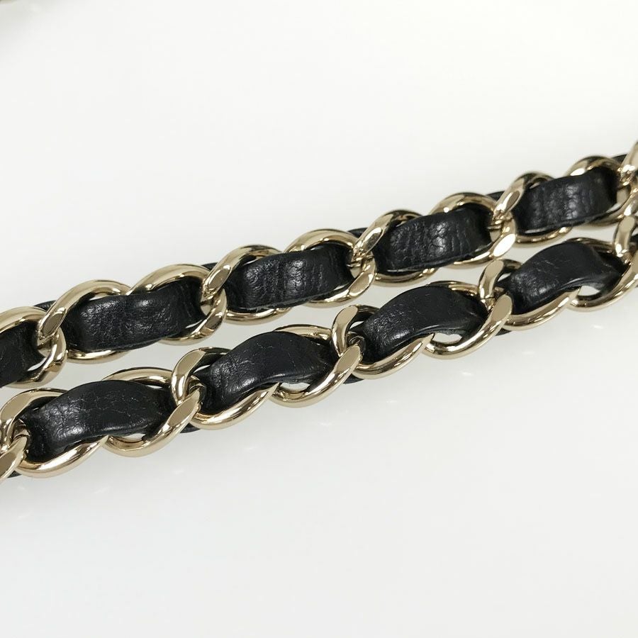 シャネル ショルダーバッグ