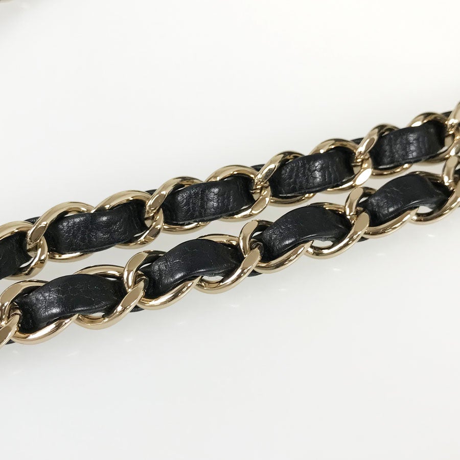 シャネル ショルダーバッグ