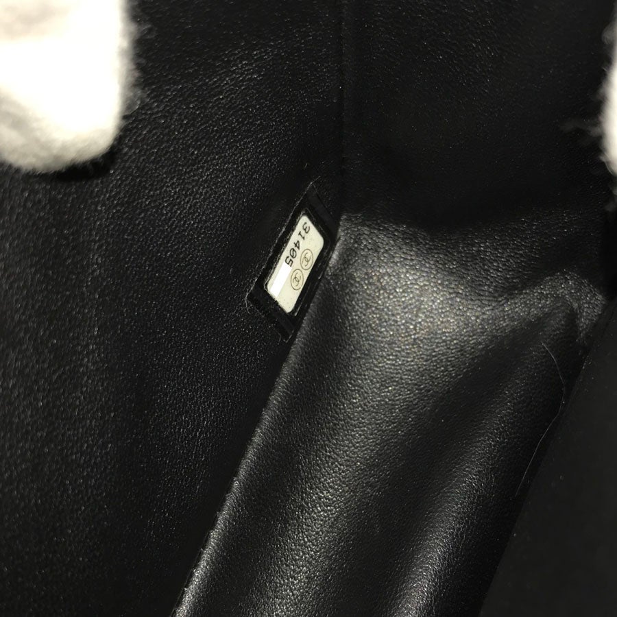 シャネル ショルダーバッグ