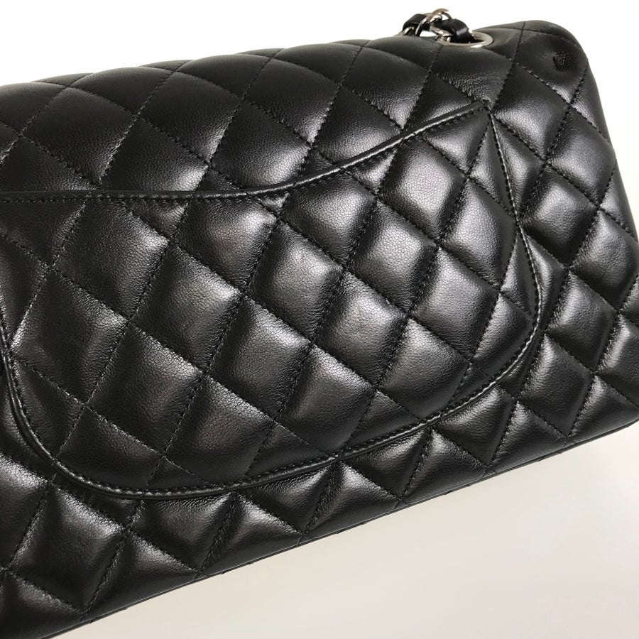 シャネル ショルダーバッグ