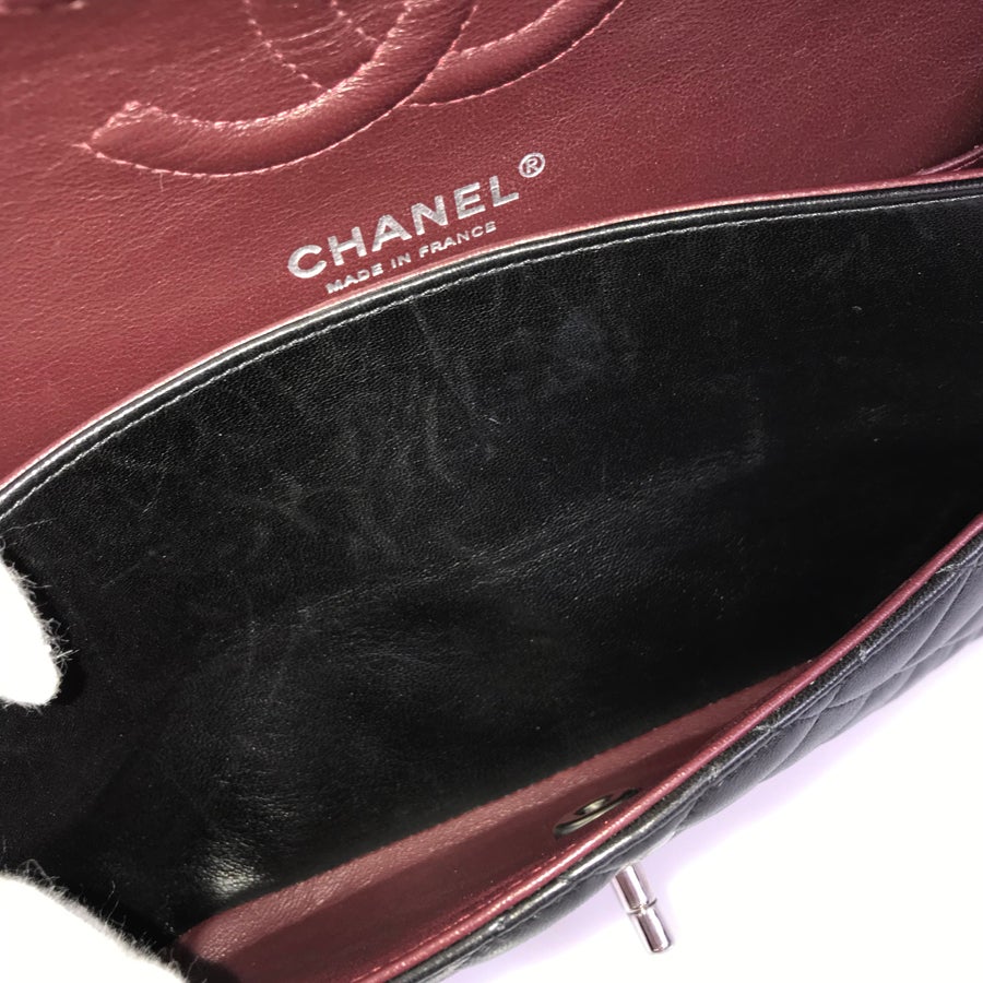 シャネル ショルダーバッグ