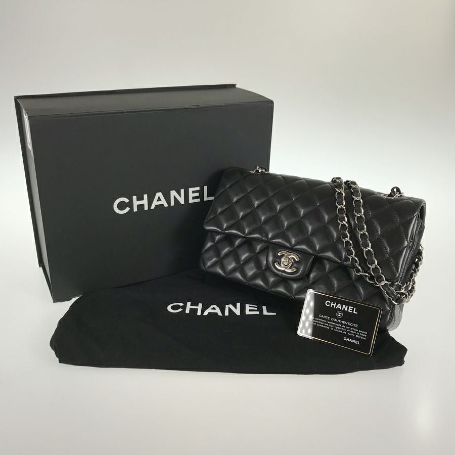 シャネル ショルダーバッグ