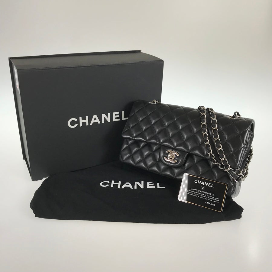 シャネル ショルダーバッグ