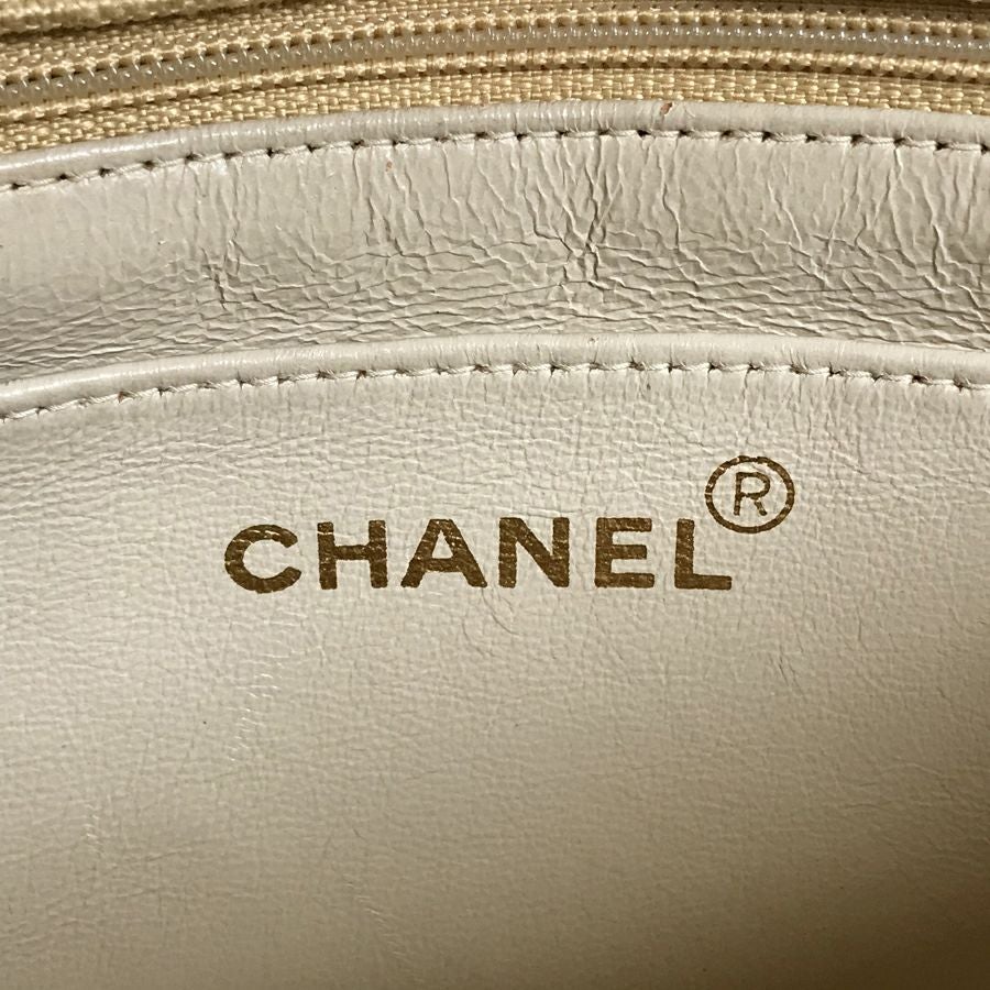 シャネル ショルダーバッグ