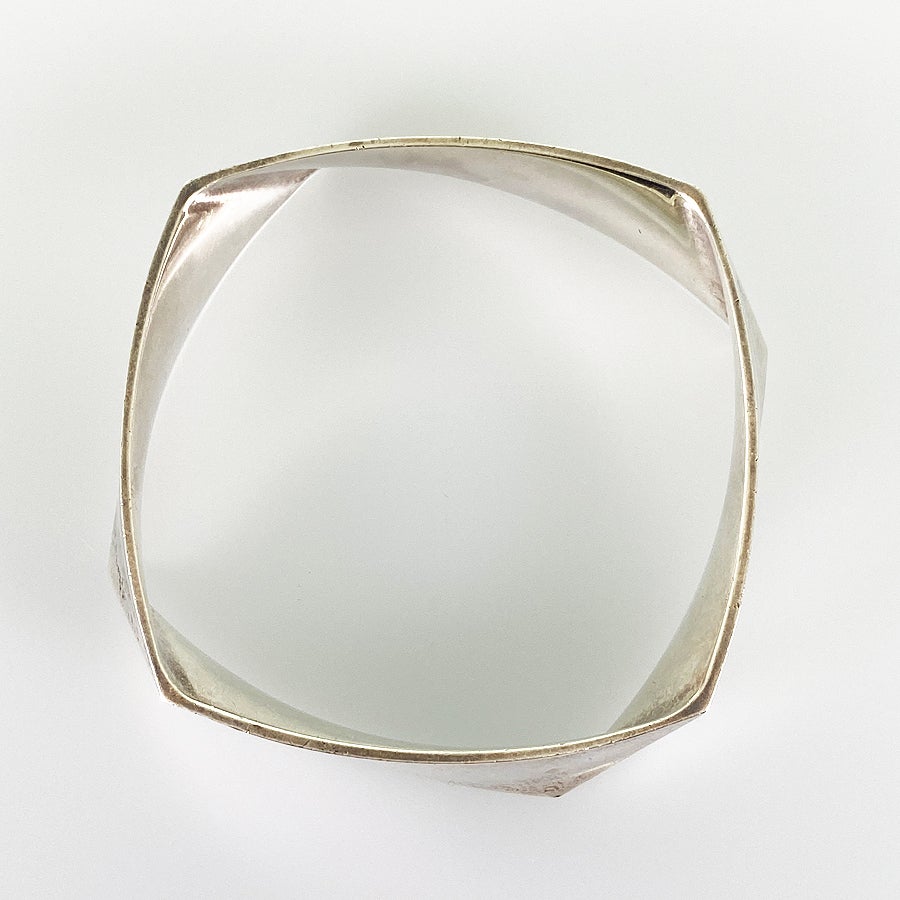 ティファニー バングル