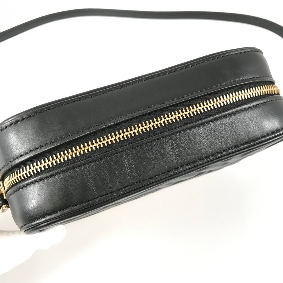 フェンディ ショルダーバッグ