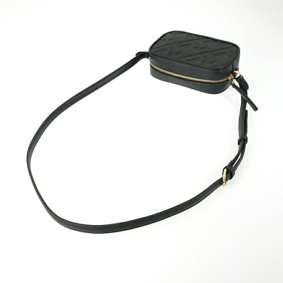 フェンディ ショルダーバッグ