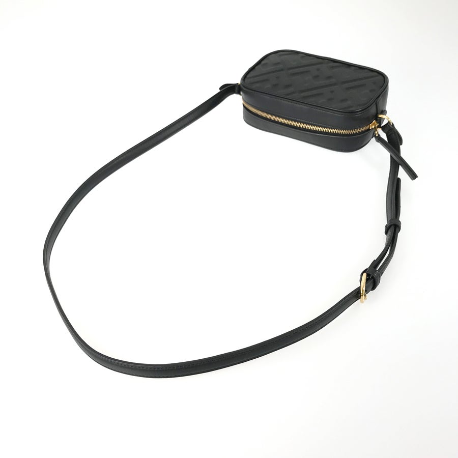 フェンディ ショルダーバッグ