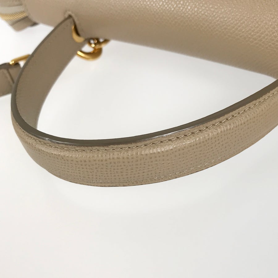 セリーヌ ハンドバッグ