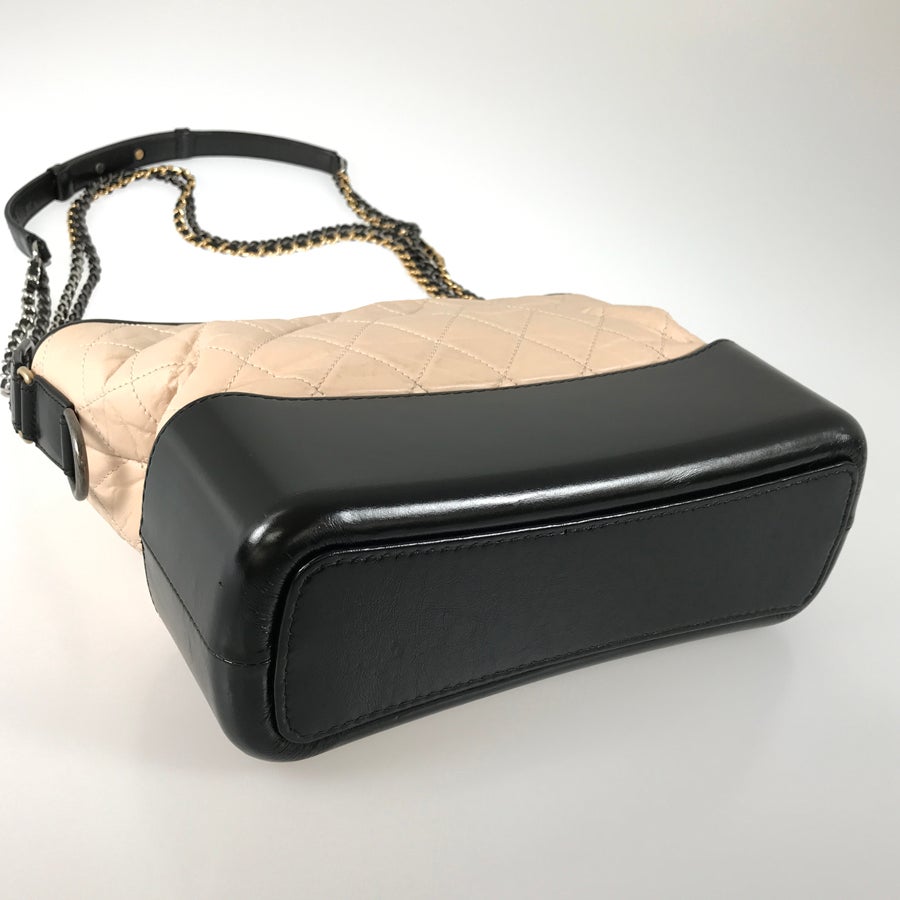 シャネル ショルダーバッグ