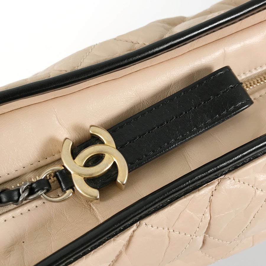 シャネル ショルダーバッグ