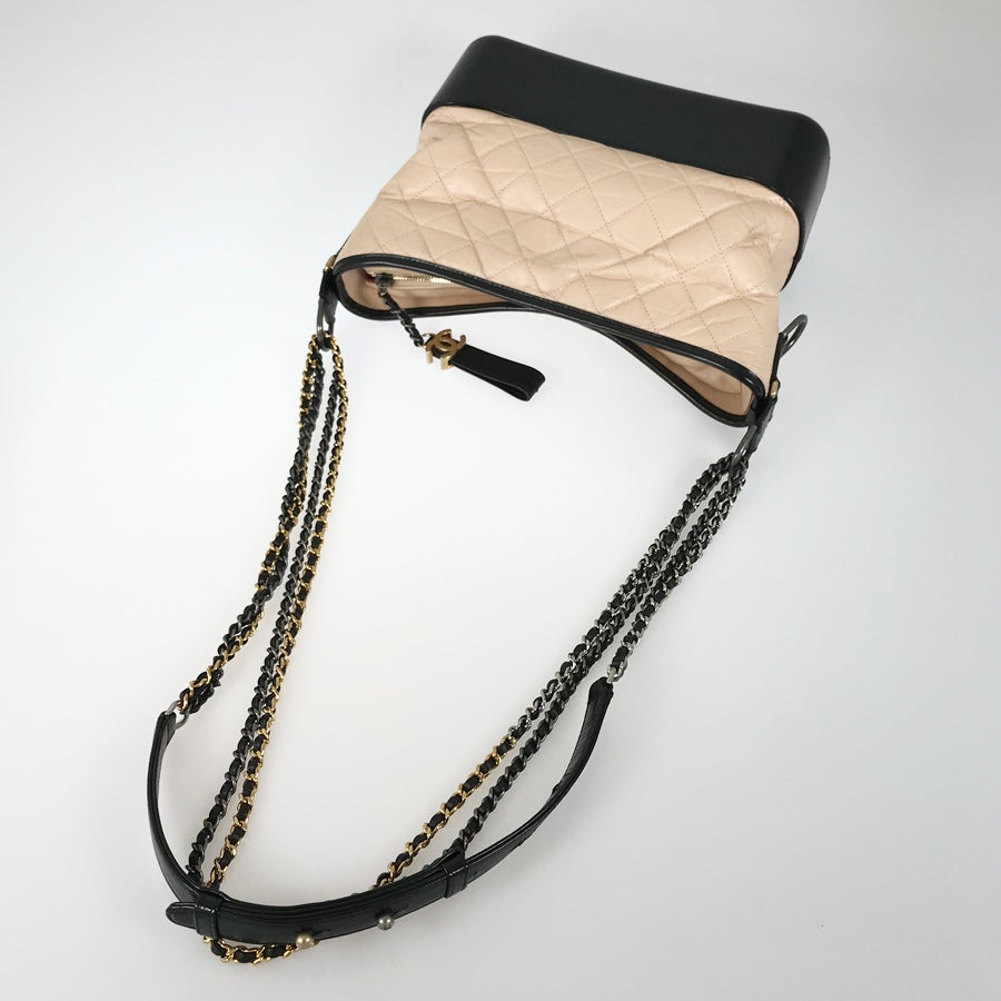 シャネル ショルダーバッグ