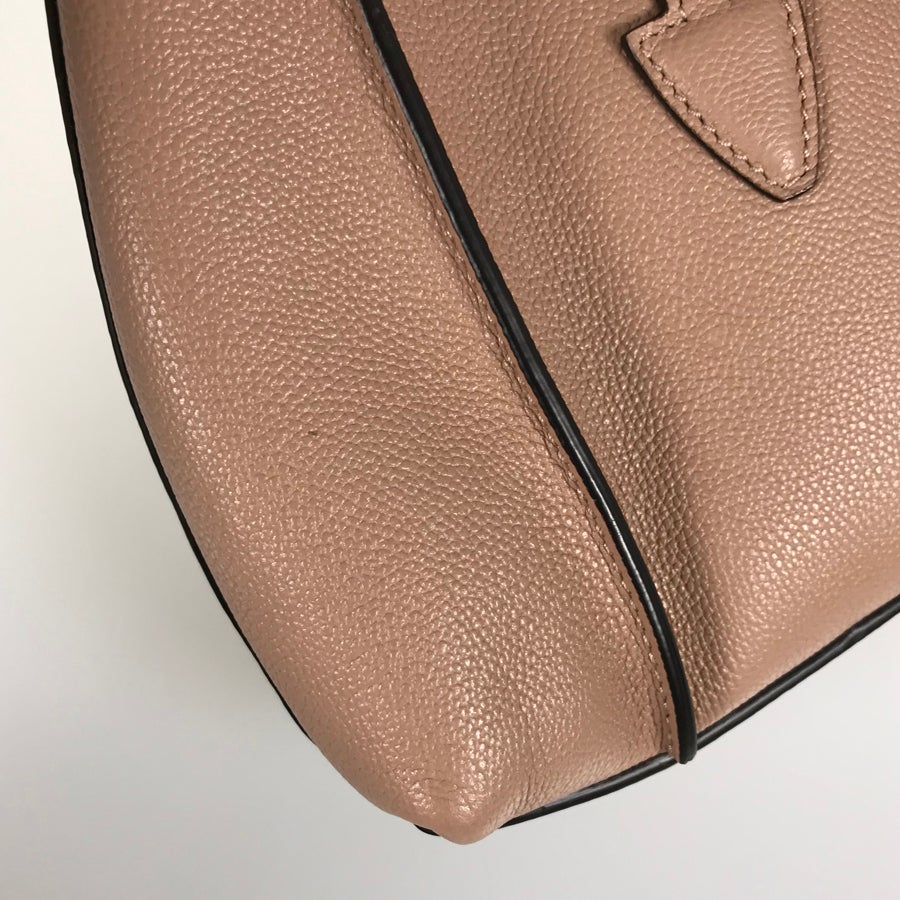 トッズ ハンドバッグ