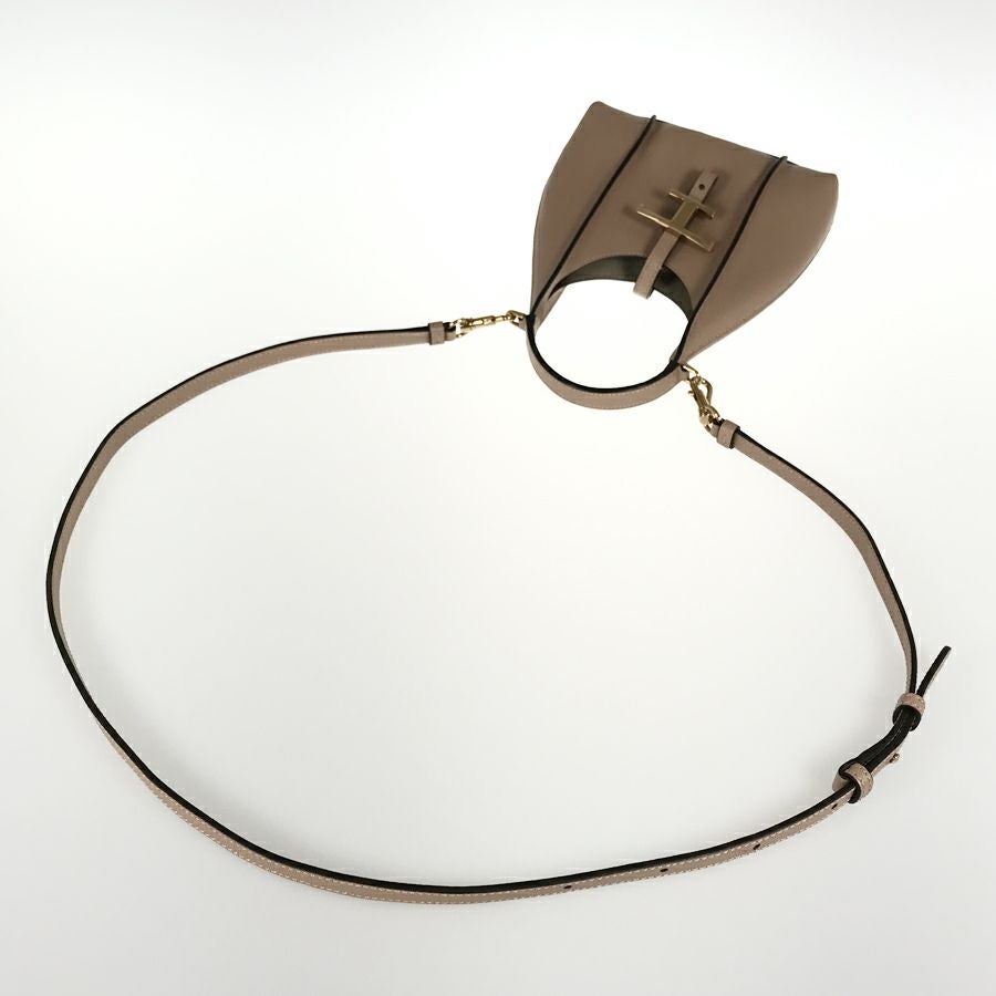 トッズ ハンドバッグ