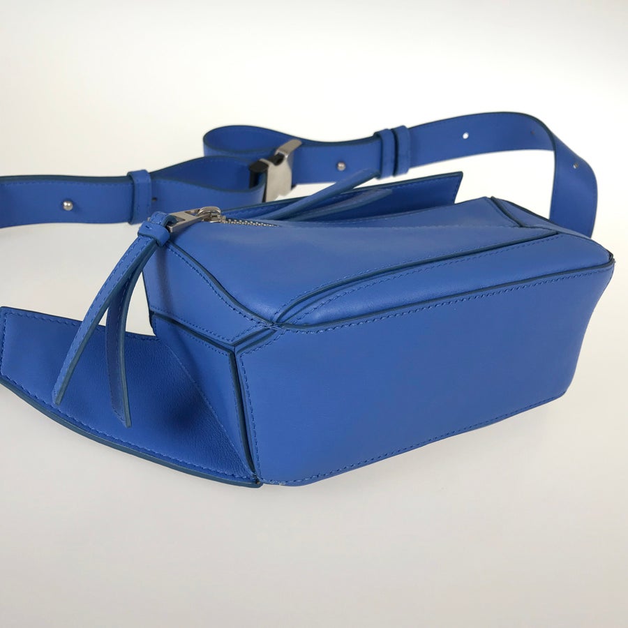 ロエベ ボディバッグ