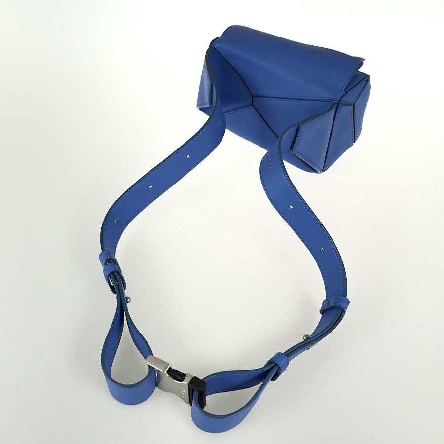 ロエベ ボディバッグ