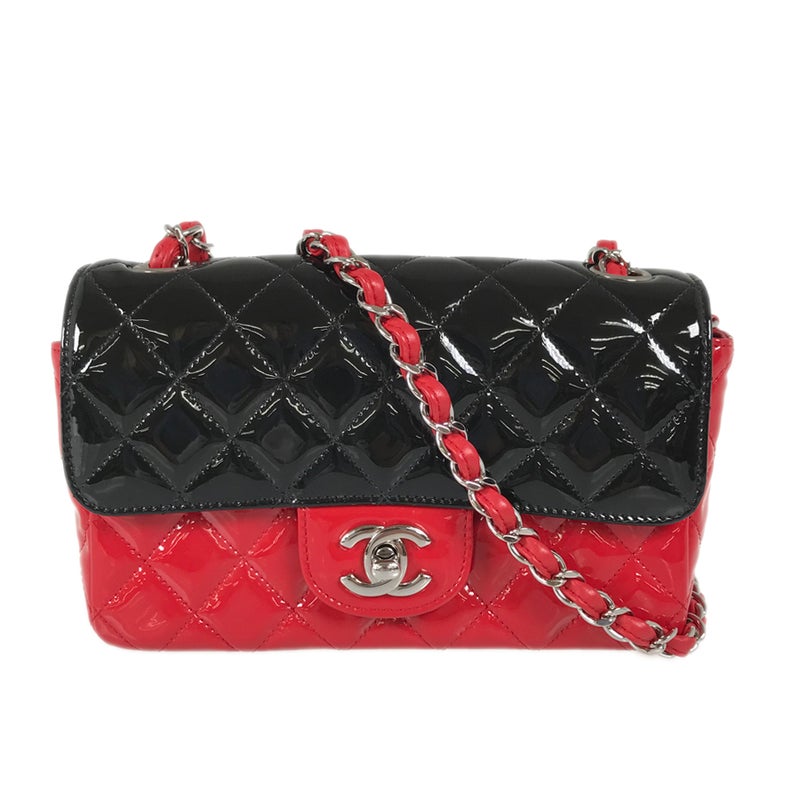 シャネル ショルダーバッグ