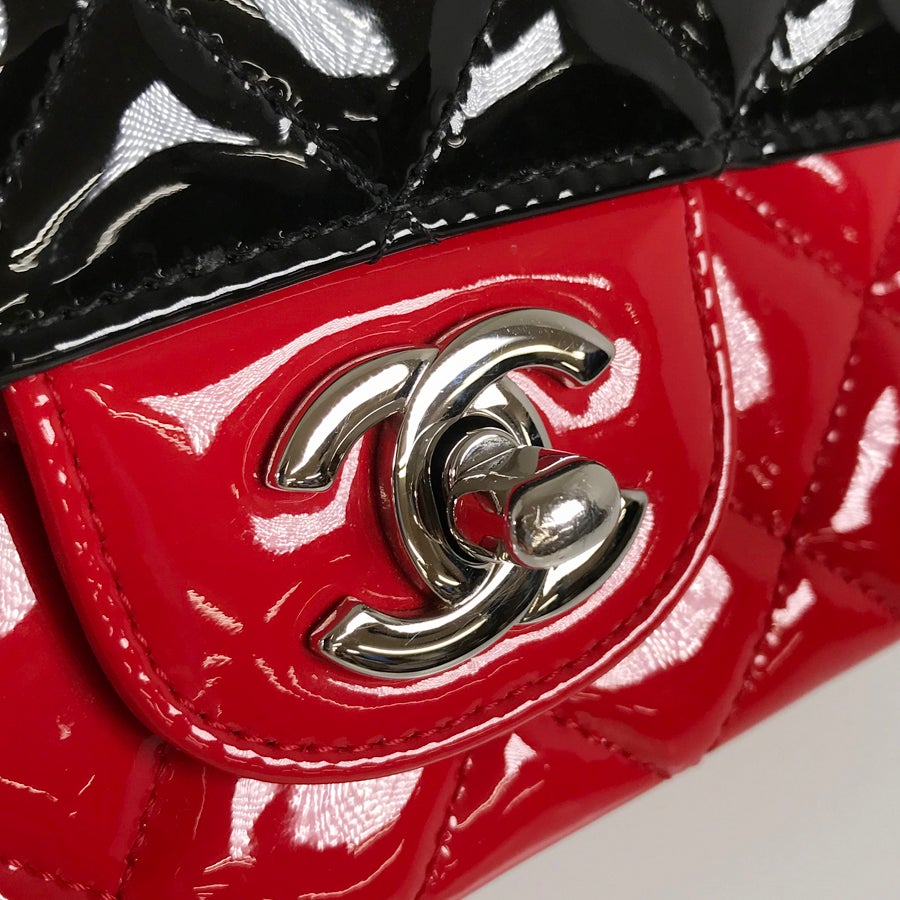 シャネル ショルダーバッグ