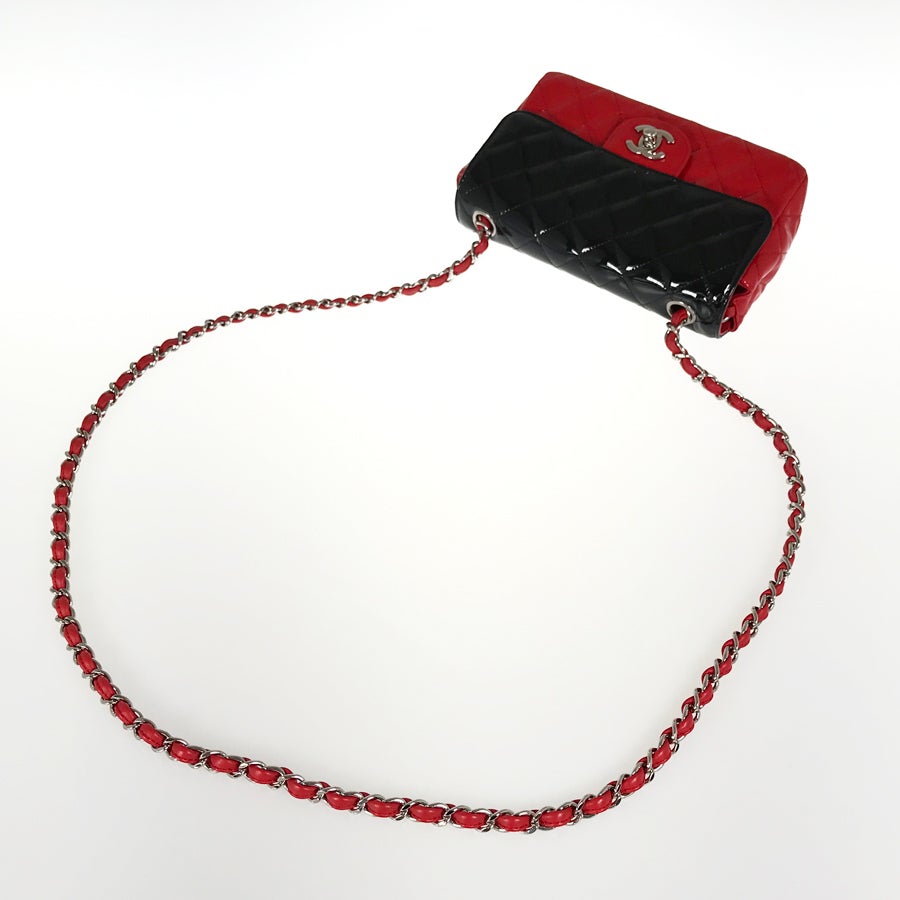 シャネル ショルダーバッグ