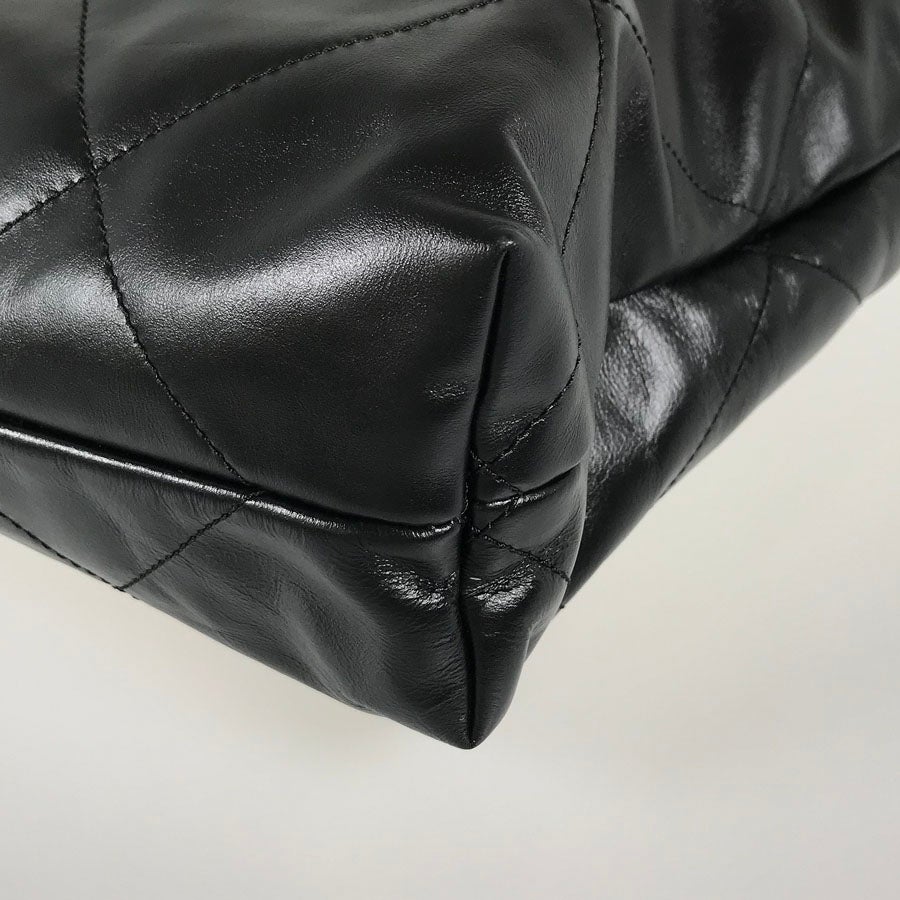 シャネル ショルダーバッグ