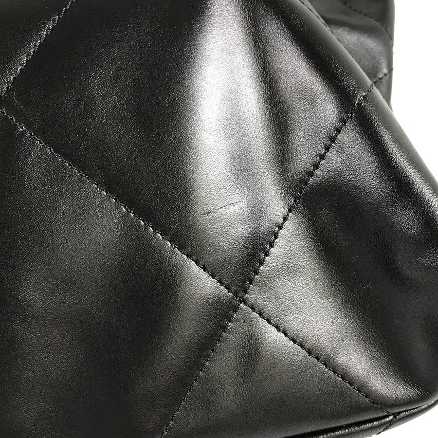 シャネル ショルダーバッグ