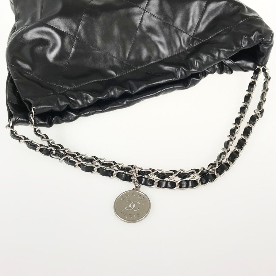 シャネル ショルダーバッグ