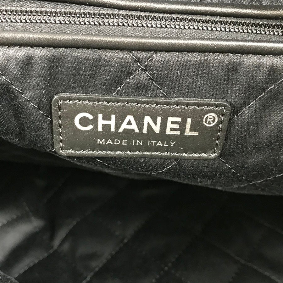 シャネル ショルダーバッグ