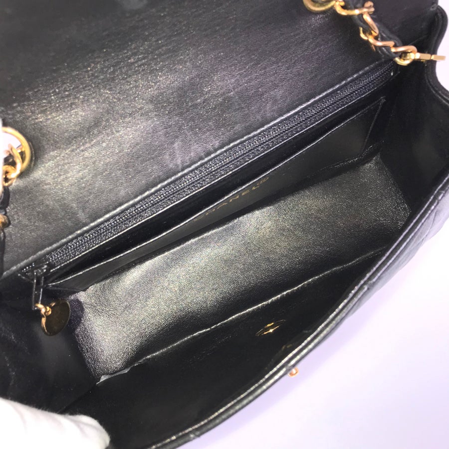 シャネル ショルダーバッグ