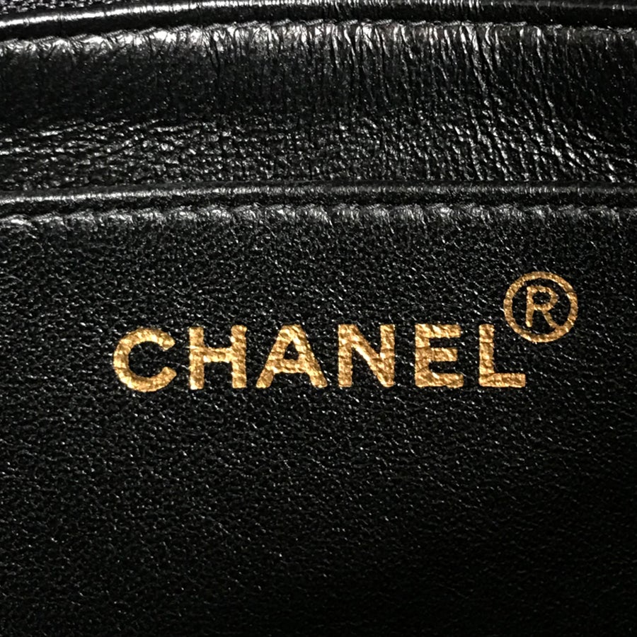 シャネル ショルダーバッグ