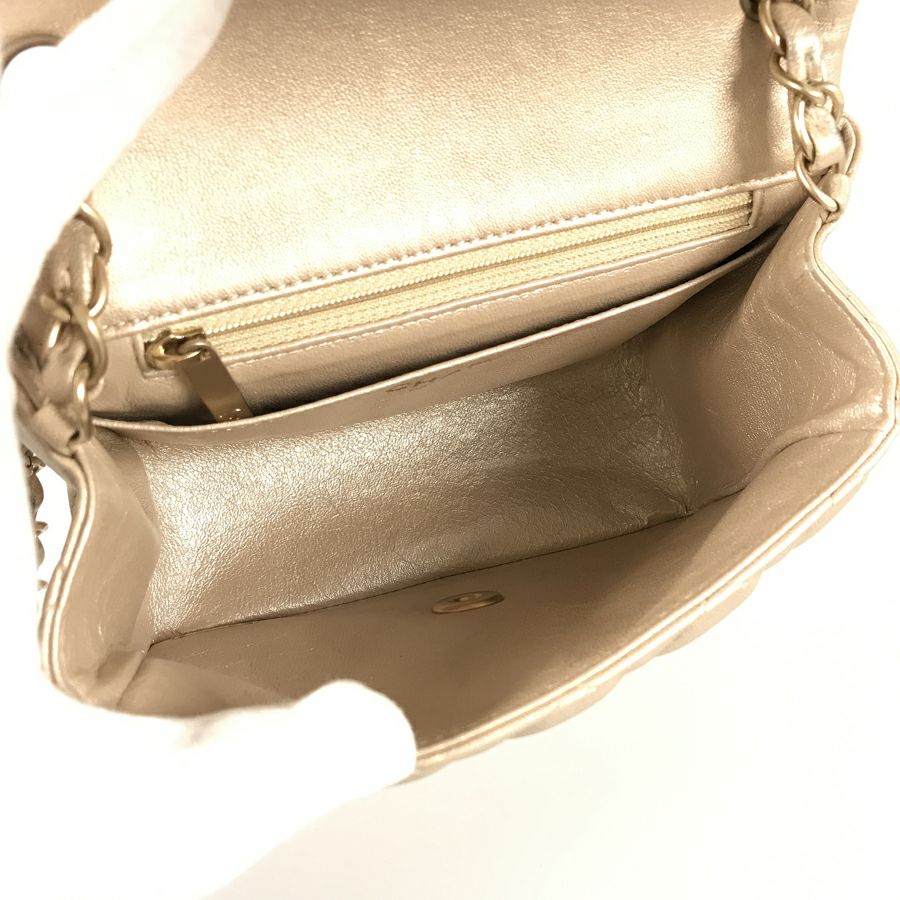 シャネル ショルダーバッグ