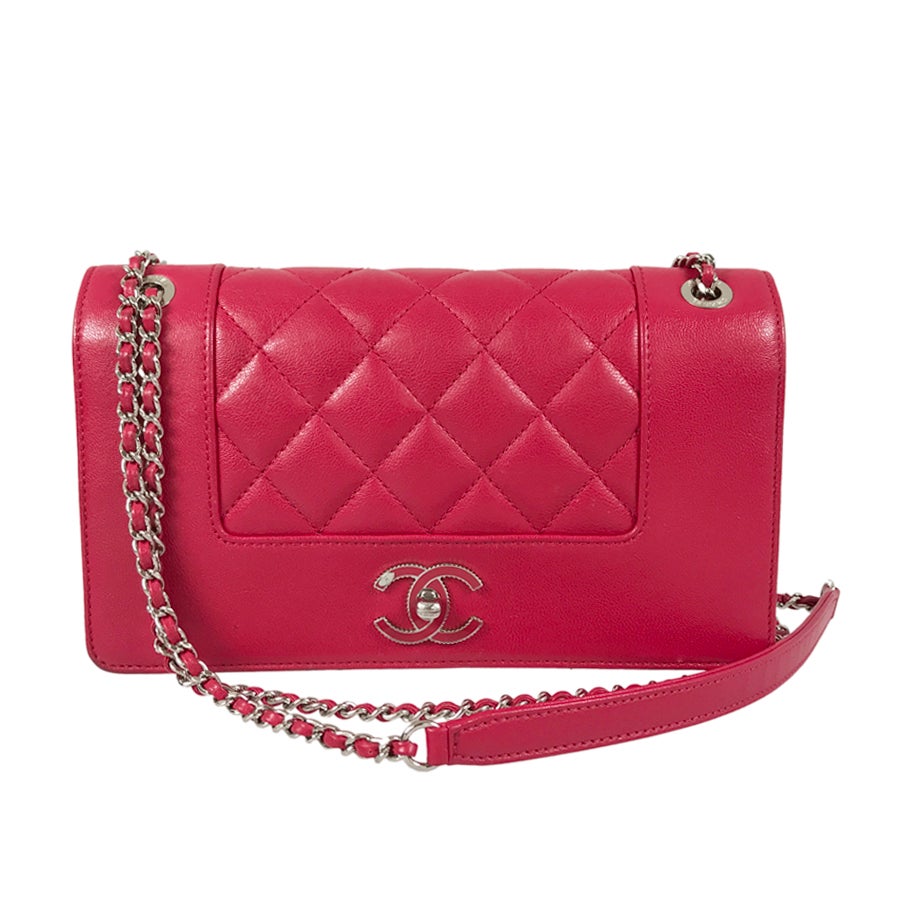 シャネル ショルダーバッグ