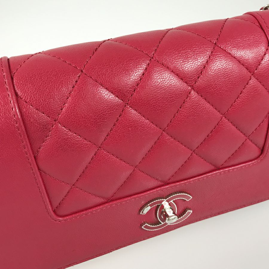 シャネル ショルダーバッグ