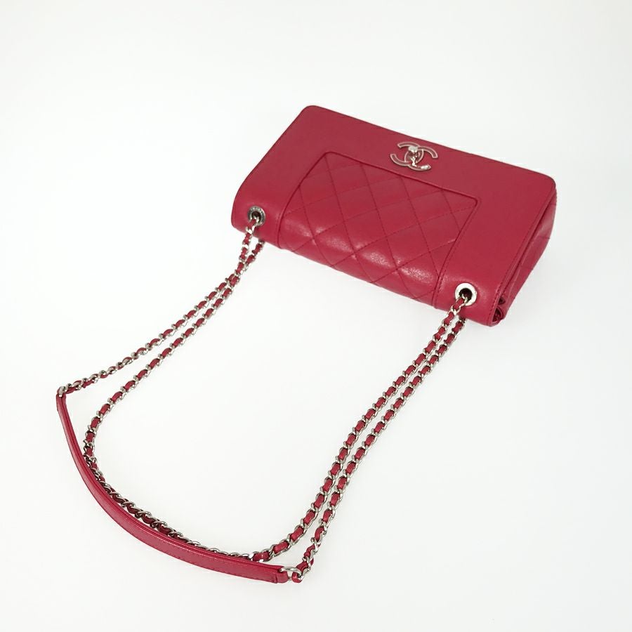 シャネル ショルダーバッグ