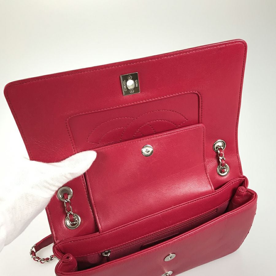 シャネル ショルダーバッグ