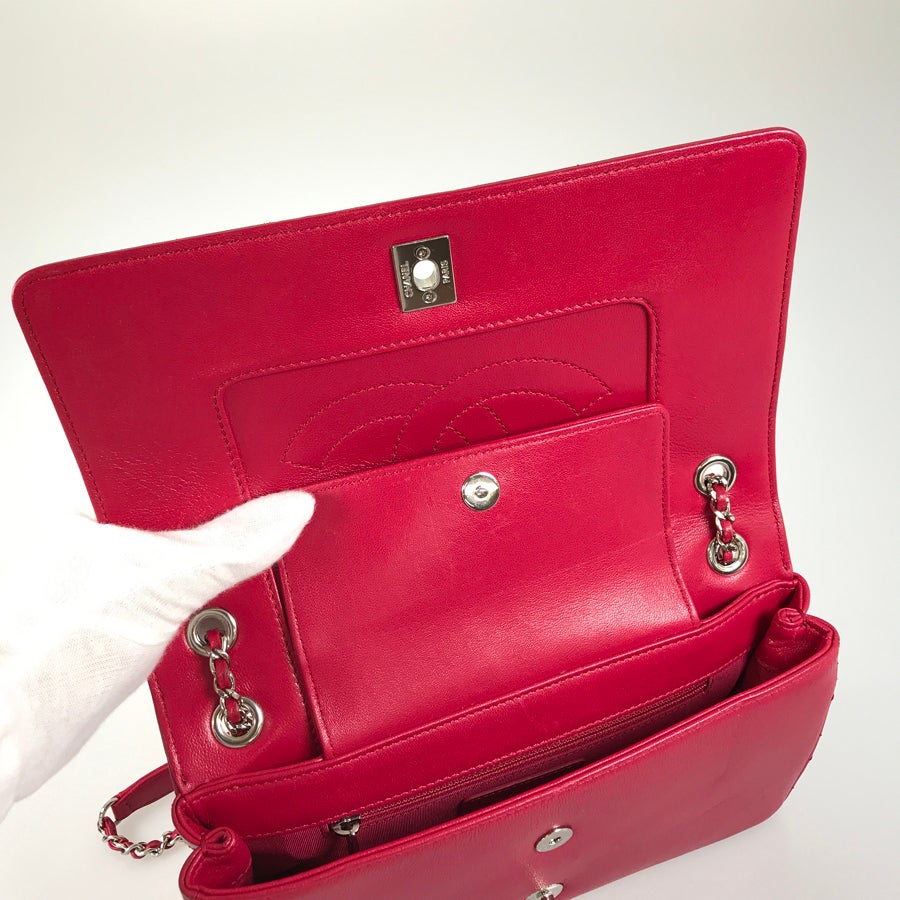 シャネル ショルダーバッグ