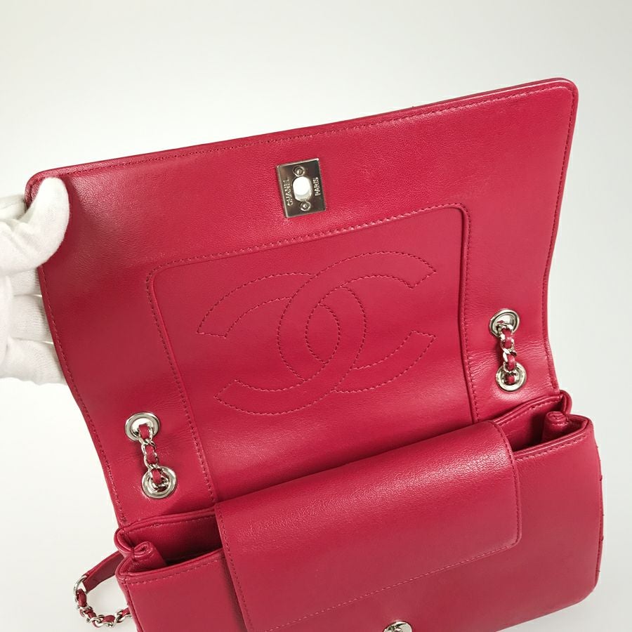 シャネル ショルダーバッグ