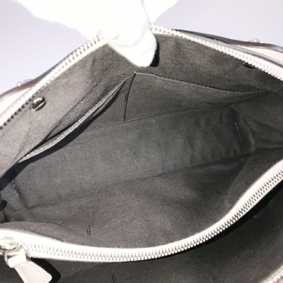 フェンディ ハンドバッグ