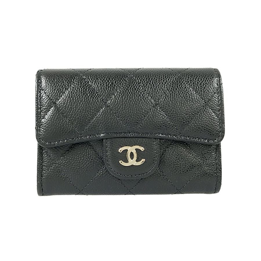 シャネル 二つ折り財布