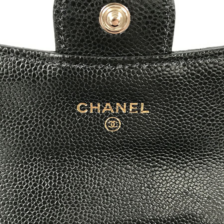 シャネル 二つ折り財布