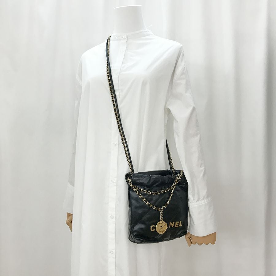 シャネル ショルダーバッグ