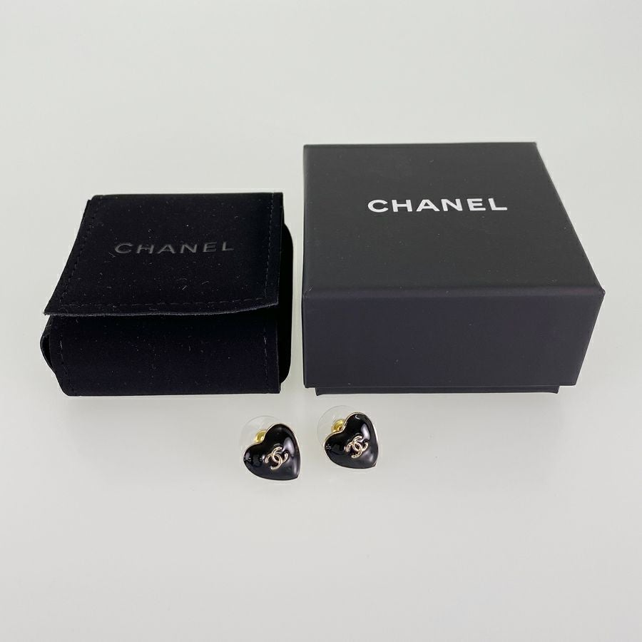 シャネル ピアス