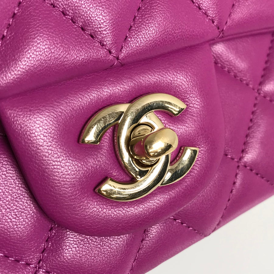 シャネル ショルダーバッグ