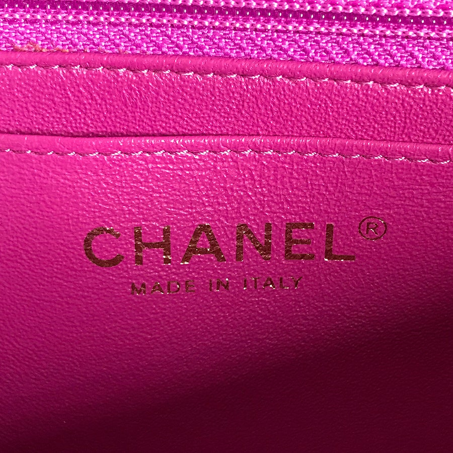 シャネル ショルダーバッグ